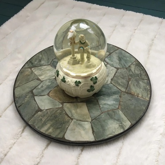 👏HP👏 RARE NEW Danny Boy Waterglobe - Picture 1 of 13